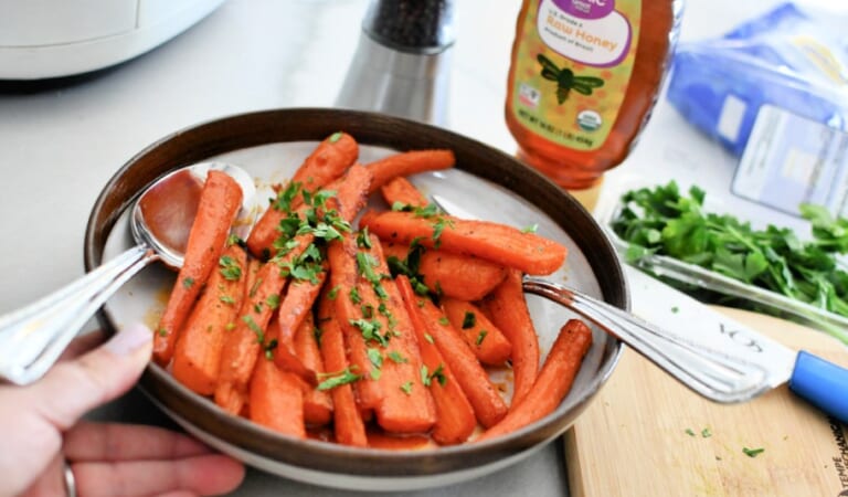 Make Caramelized Honey Glazed Carrots in the Air Fryer!