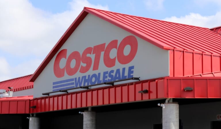 Costco: 11 Bulk Food Items To Buy To Save Money This Spring – GOBankingRates